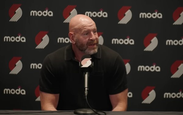 克罗宁：以第16顺位选择杨汉森被认为是一个早期的举动，然后我们会对未来失去信心
