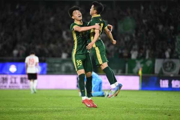 中超-王钰栋双响陶强龙传射建功 浙江4-2长春亚泰