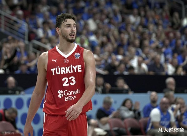 欧洲杯MVP 之争: 申京领跑, 实力引发瞩目