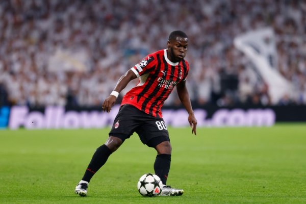 米体：米兰仍需引进一名右后场球员和五号位，如果出售穆萨还要引