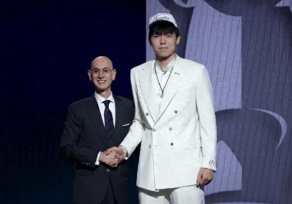 76人队记: 杨瀚森顺位不会太靠后, 若滑落我们也会想选