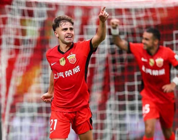 评分海港: 加布失点造点两重天, 莱昂纳多惊艳, 刘若钒让申