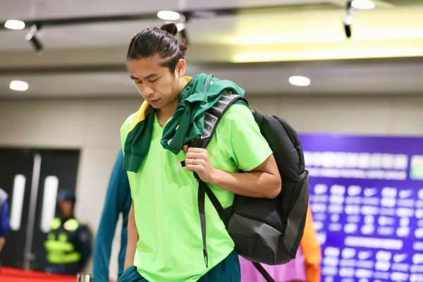 竞技状态  真差! 张玉宁连续两场零射正, 对峙  失败和丢