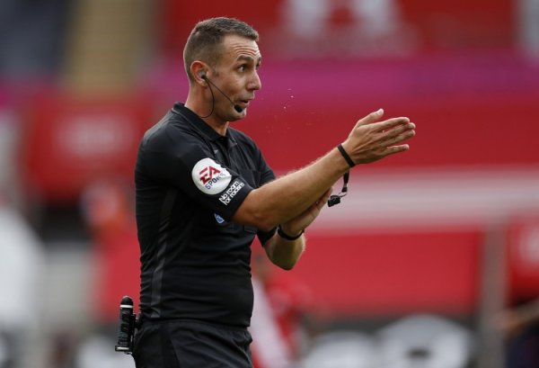 邮报：前英超裁判    库特涉嫌制作儿童不雅视频，最高或面临