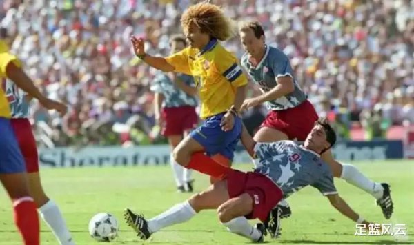 当代  古代足球    中场球员组织核心的角色, 是否已经发