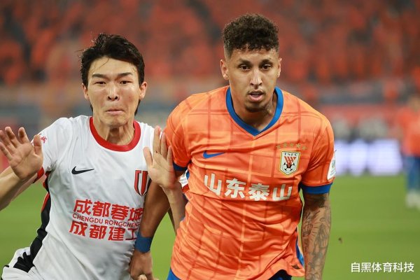 泰山克雷桑没跟队去上海, 所以泰山是三外援对申花的四外援