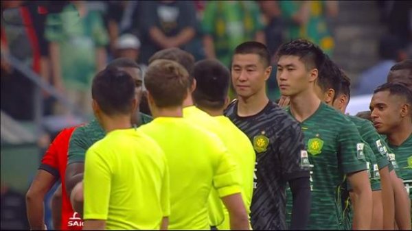 国安换帅非首选, 王刚还有心情笑, 早上张稀哲比塞鸟有效, 