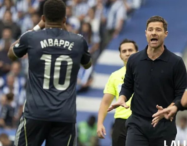 43岁龙哥真有种: 14亿欧皇马祭出621死守阵 8后场球员