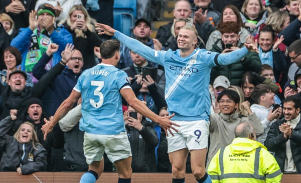 阿莫林完全懵了: 曼联掉到第14, 两大新援都没用, 彻底哑