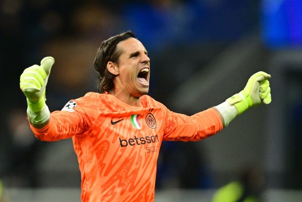 索默：生涯经历过太多次低谷和角逐   齐沃要求主动攻击  和